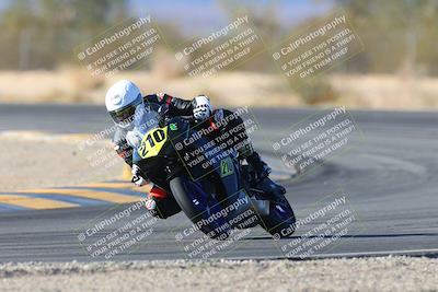 media/Jan-10-2025-CVMA Friday Practice (Fri) [[489e0da257]]/Group 4 and Trackday/Session 5 (Turn 7)/